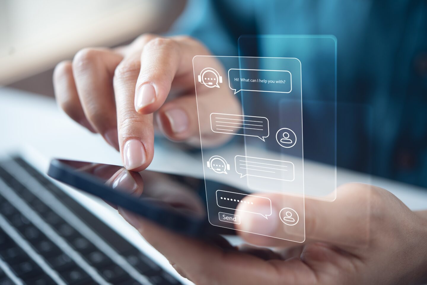LINEのAIトークサジェスト機能の画面イメージ