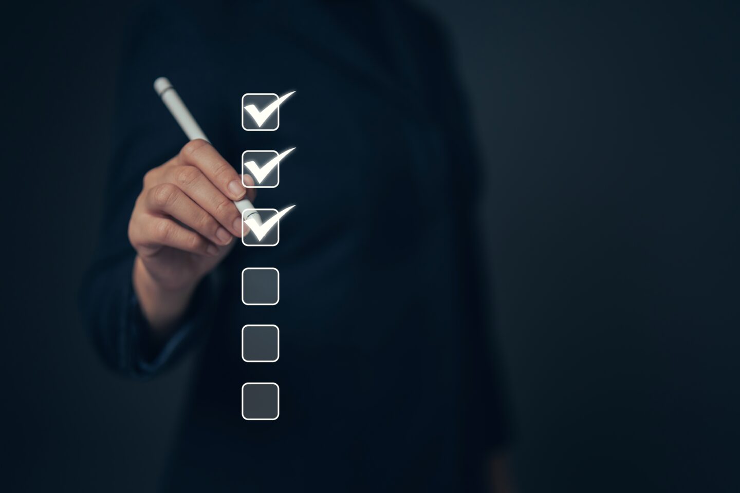 誹謗中傷コメントの証拠保全と削除依頼の手順