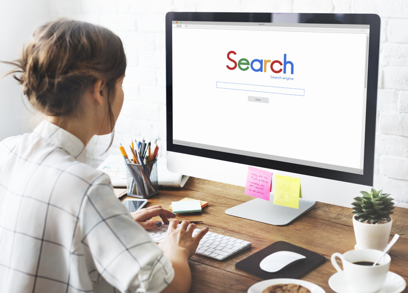 様々な検索エンジンのロゴやアイコンが並んでいるイメージ